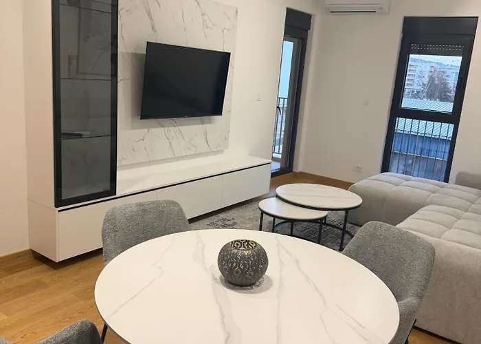 דירה Montenegro White