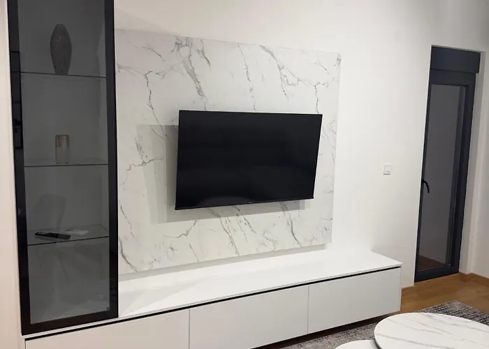 דירה Montenegro White *