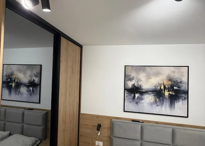 Montenegro White Daire Podgoriçe